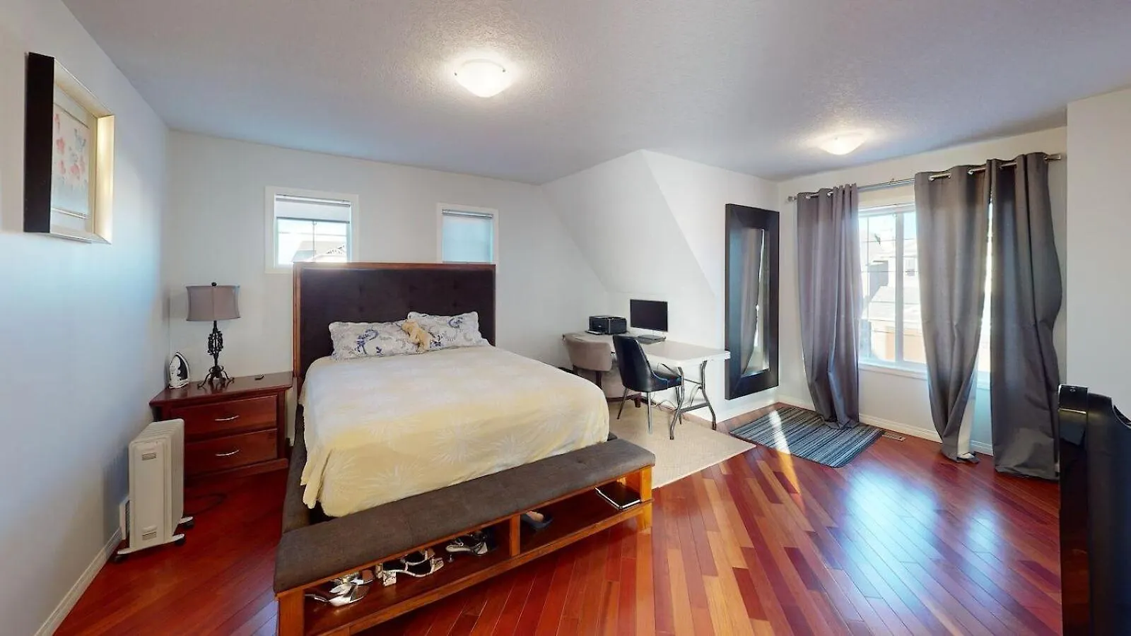 Cozy Comfy And Relaxing Home At Cougaridge Sw Calgary Kanada